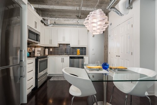 Cuisine - 607-366 Rue Mayor, Montréal (Ville-Marie), QC - Indoor Photo Showing Kitchen