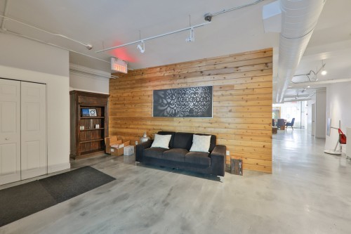 Mud Room - 2-1874 Rue Notre-Dame O., Montréal (Le Sud-Ouest), QC - Indoor