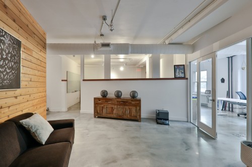 Mud Room - 2-1874 Rue Notre-Dame O., Montréal (Le Sud-Ouest), QC - Indoor