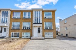 28  - 32 Boul. du Domaine  Sainte-Thérèse, QC J7E 2B9