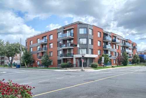 Façade - 313-375 Boul. Décarie, Montréal (Saint-Laurent), QC - Outdoor With Facade
