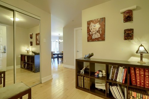 Hall d'entrée/Vestibule - 313-375 Boul. Décarie, Montréal (Saint-Laurent), QC - Indoor Photo Showing Other Room