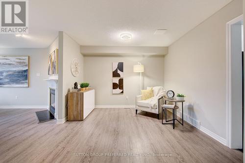 20 - 270 North Centre Road, London North (North R), ON - Indoor