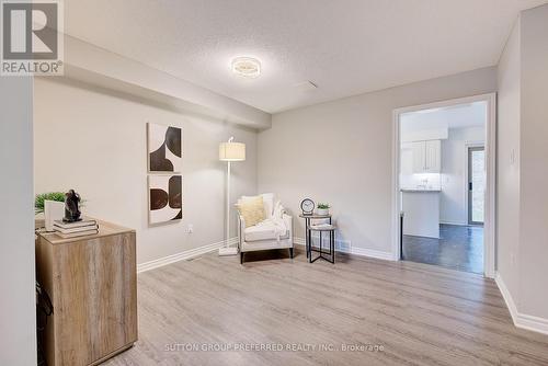 20 - 270 North Centre Road, London North (North R), ON - Indoor