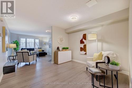 20 - 270 North Centre Road, London North (North R), ON - Indoor