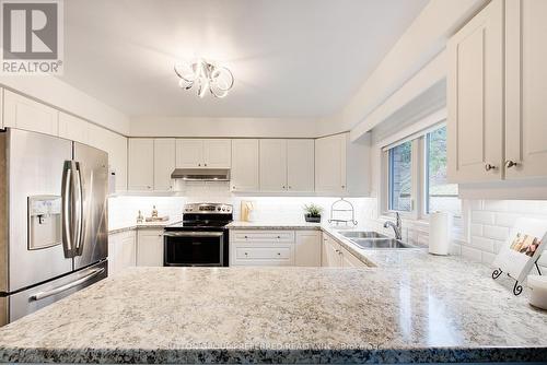 20 - 270 North Centre Road, London North (North R), ON - Indoor Photo Showing Kitchen With Double Sink With Upgraded Kitchen