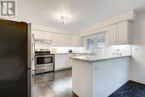 20 - 270 North Centre Road, London North (North R), ON - Indoor Photo Showing Kitchen With Upgraded Kitchen