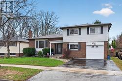 512 PINEDALE AVENUE  Burlington, ON L7L 3W1