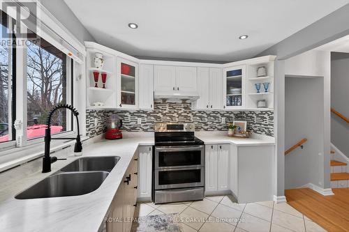 512 Pinedale Avenue, Burlington, ON - Indoor Photo Showing Kitchen With Double Sink