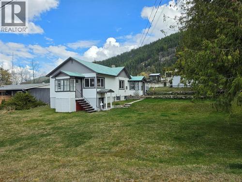 804 Eighth Street, Nelson, BC - Outdoor