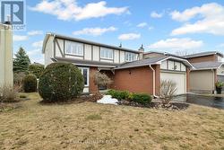 906 CHALEUR WAY Ottawa, ON K1C 2S1