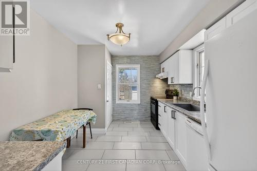 101 Jasper Crescent, London East (East O), ON - Indoor Photo Showing Kitchen