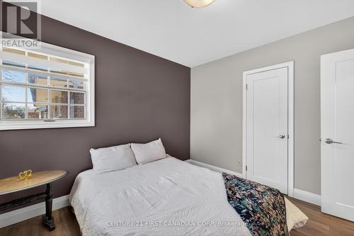 101 Jasper Crescent, London East (East O), ON - Indoor Photo Showing Bedroom