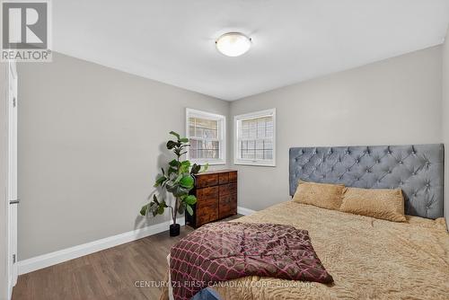 101 Jasper Crescent, London East (East O), ON - Indoor Photo Showing Bedroom