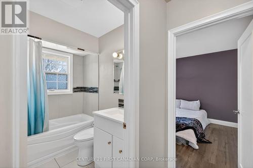 101 Jasper Crescent, London East (East O), ON - Indoor Photo Showing Bathroom