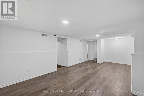 101 Jasper Crescent, London East (East O), ON - Indoor Photo Showing Other Room