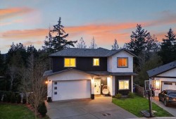 945 Blakeon Pl Langford, BC V9C 0R3