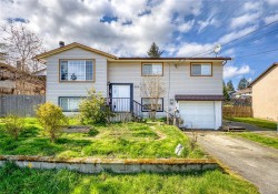 893 Georgia Ave Nanaimo, BC V9R 5Y4