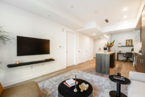 Living Room - 225-1114 Rue St-Antoine O., Montréal (Ville-Marie), QC - Indoor Photo Showing Living Room