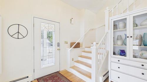 18 Park Avenue, Fernie, BC - Indoor Photo Showing Other Room