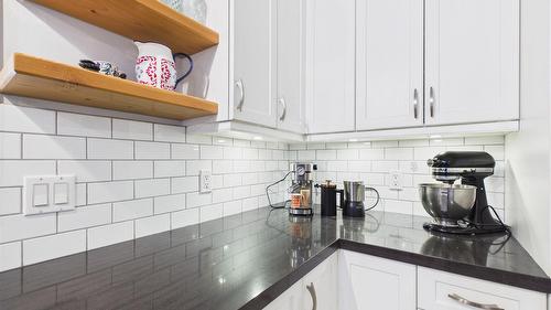 18 Park Avenue, Fernie, BC - Indoor Photo Showing Kitchen