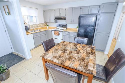 174 Dubois Pl, Winnipeg, MB 