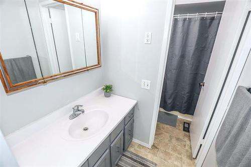 174 Dubois Pl, Winnipeg, MB 