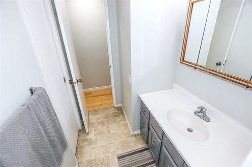 174 Dubois Pl, Winnipeg, MB 