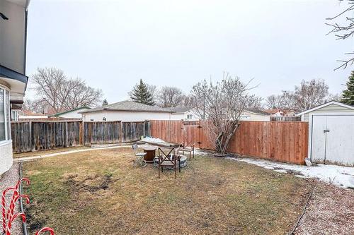 174 Dubois Pl, Winnipeg, MB 