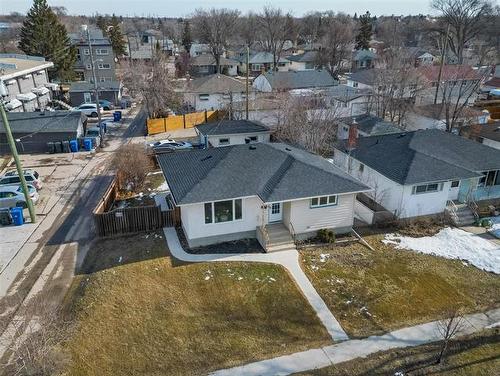 601 Prince Rupert Ave, Winnipeg, MB 