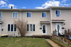 439 Rue St-Luc Gatineau (Gatineau), QC J8P 3G3