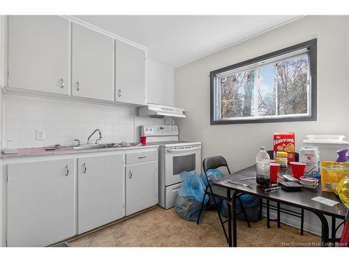 2 Copp St, Sackville, NB - Indoor Photo Showing Kitchen