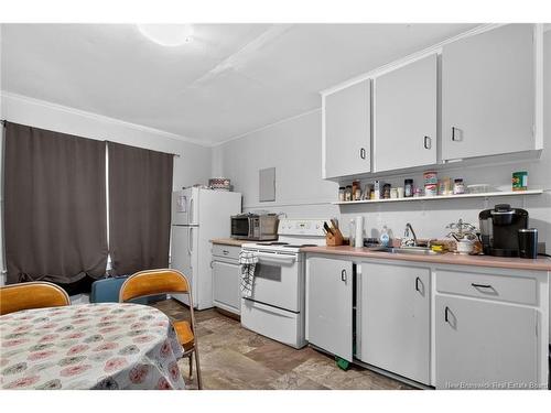 2 Copp St, Sackville, NB - Indoor Photo Showing Kitchen