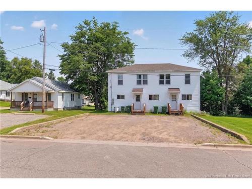 2 Copp St, Sackville, NB - Outdoor