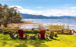 116 Acland Rd Salt Spring, BC V8K 2N6