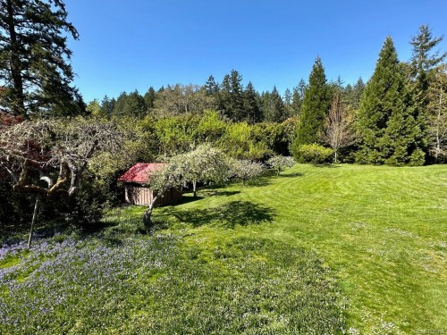 116 Acland Rd, Salt Spring, BC 