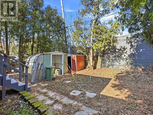 86 Adair Avenue S, Hamilton, ON - Outdoor