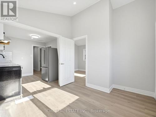 86 Adair Avenue S, Hamilton, ON - Indoor Photo Showing Other Room