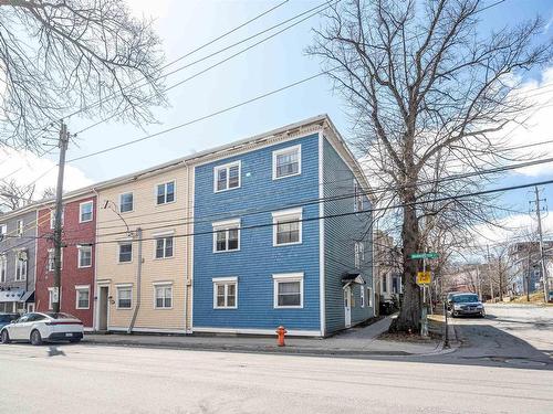 3 1034 Barrington Street  Halifax Peninsula, NS B3K 2W9