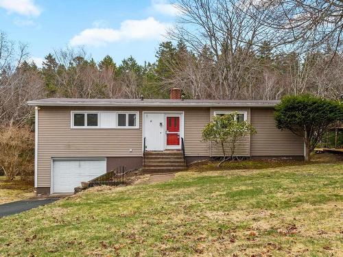 16 Glenn Drive  Halifax, NS B3M 2B9