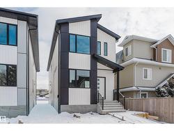 9707 157 ST NW NW  Edmonton, AB T5P 2T4