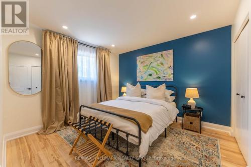 820 Grenon Avenue, Ottawa, ON - Indoor Photo Showing Bedroom