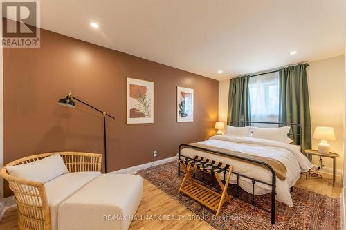 820 Grenon Avenue, Ottawa, ON - Indoor Photo Showing Bedroom