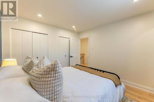 820 Grenon Avenue, Ottawa, ON - Indoor Photo Showing Bedroom
