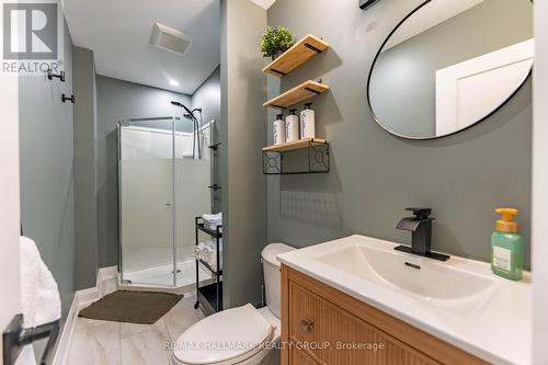 820 Grenon Avenue, Ottawa, ON - Indoor Photo Showing Bathroom