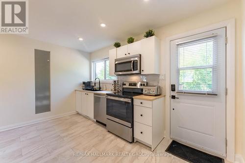 820 Grenon Avenue, Ottawa, ON - Indoor Photo Showing Kitchen
