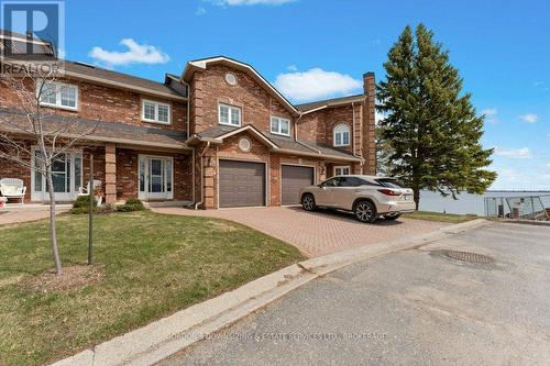 24 - 1098 KING STREET W  Kingston (Central City West), ON K7M 8J1