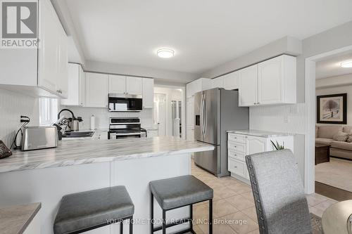 83 Atwood Avenue, Halton Hills, ON - Indoor Photo Showing Kitchen With Stainless Steel Kitchen