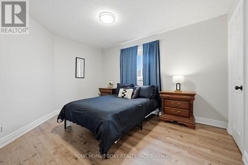 83 Atwood Avenue, Halton Hills, ON - Indoor Photo Showing Bedroom