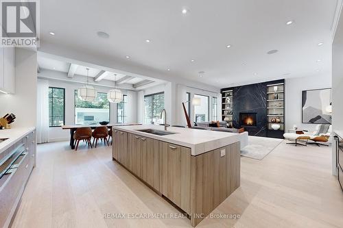 977 Gorton Avenue, Burlington, ON - Indoor Photo Showing Kitchen With Fireplace With Upgraded Kitchen